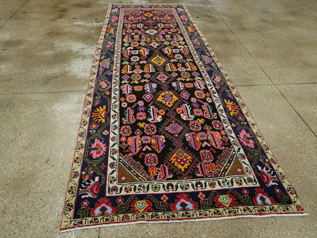 Vintage Persian Hamadan Gallery Carpet, No.26278 - Gss