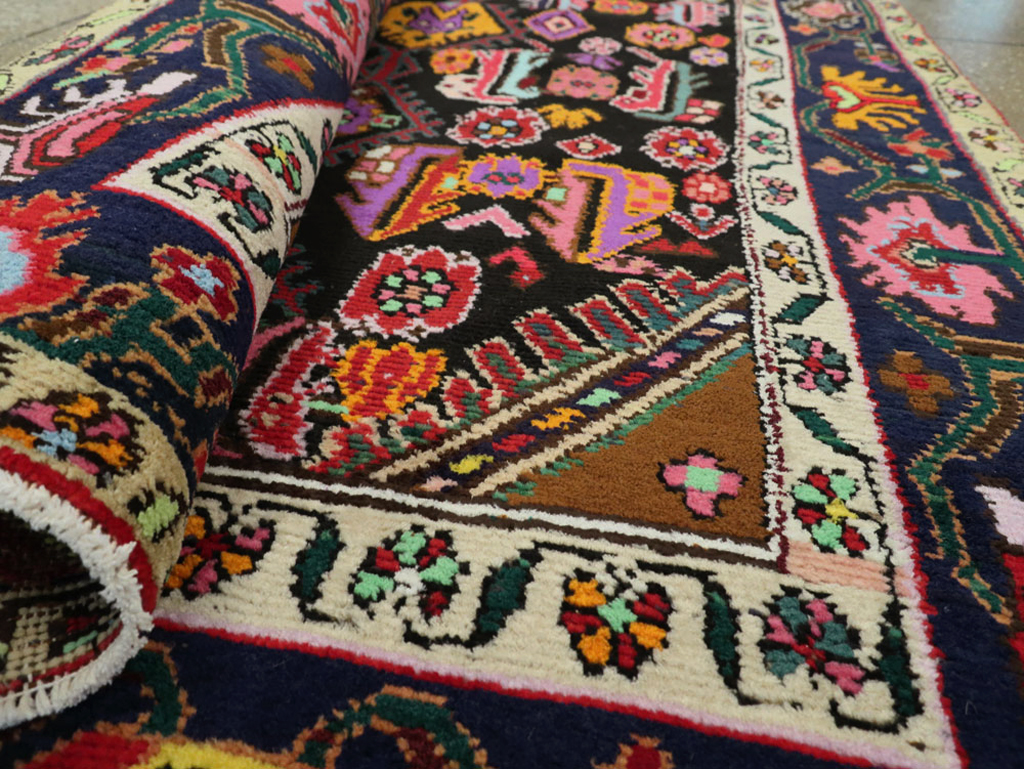 Vintage Persian Hamadan Gallery Carpet, No.26278 - Gss