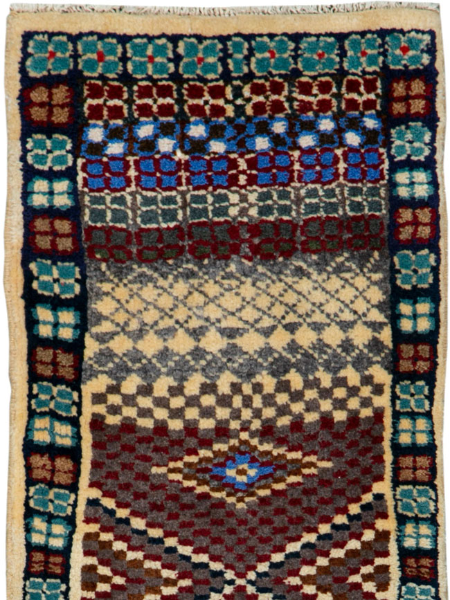 Vintage Persian Mahal Rug, No.26291 - Gss