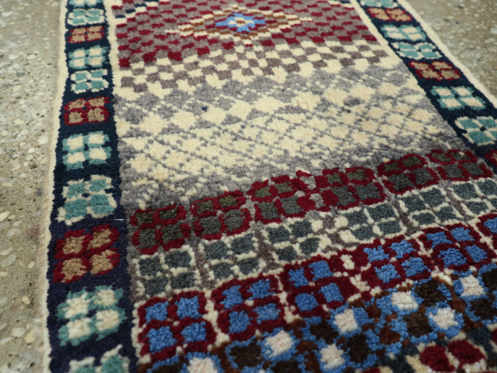 Vintage Persian Mahal Rug, No.26291 - Gss