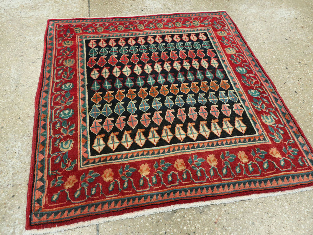 Vintage Persian Mahal Square Rug, No.26305 - Gss