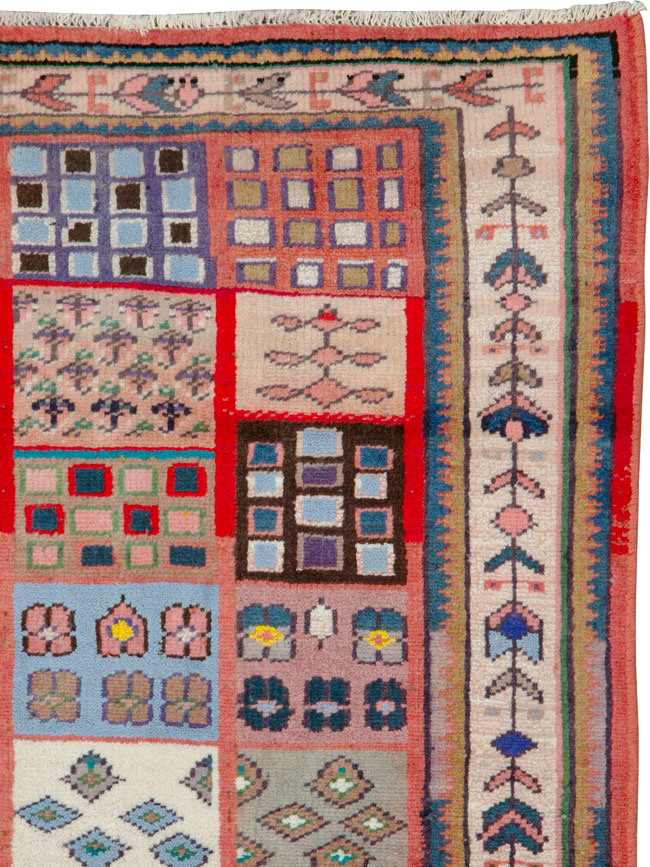 Vintage Persian Mahal Rug, No.26339 - Gss
