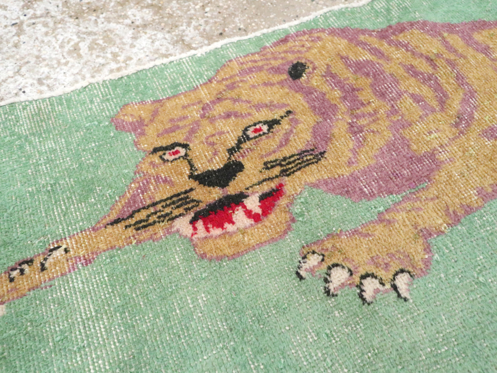 Vintage Turkish Anatolian Pictorial Throw Rug, No.26451 - Gss