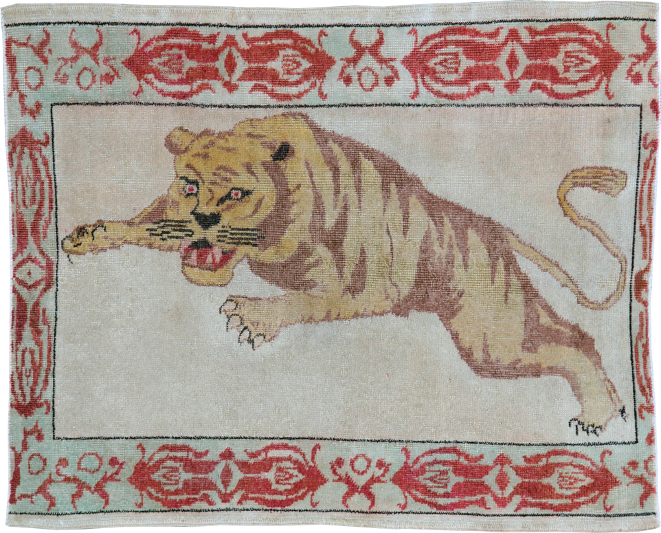 Vintage Pictorial Anatolian Rug, No.26479 - Gss