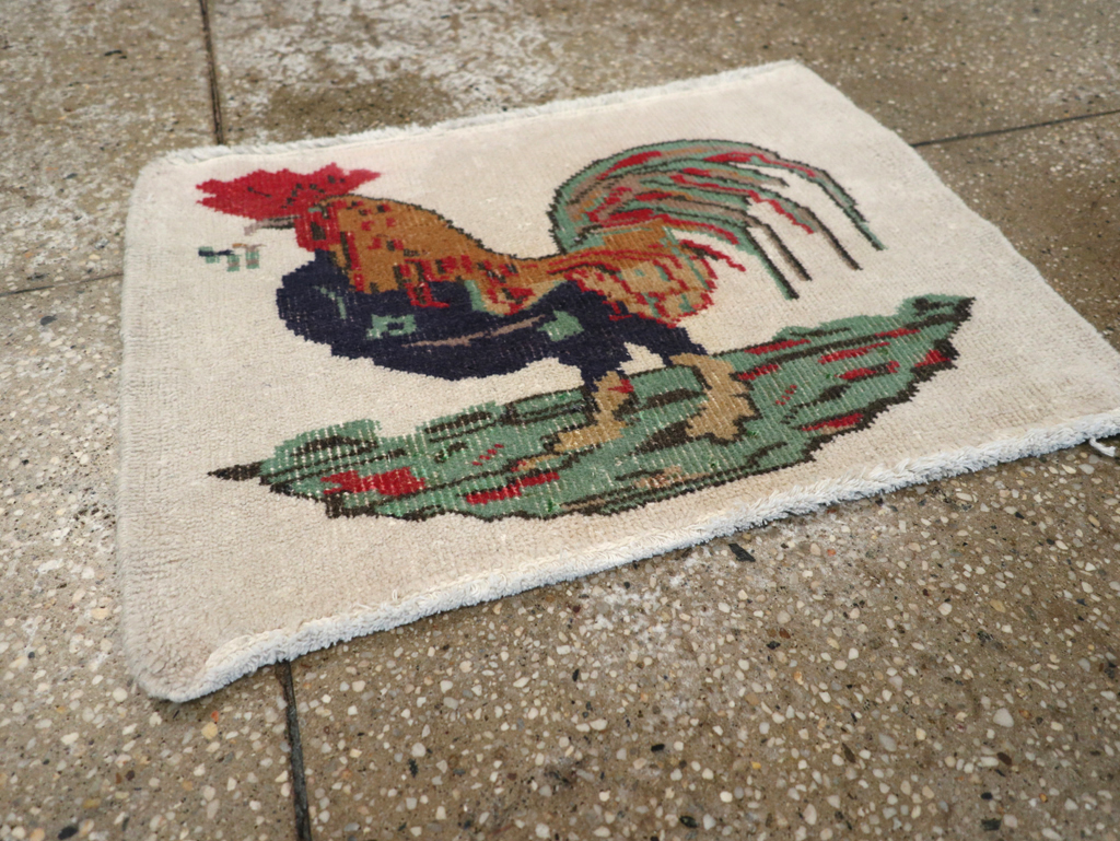 Vintage Turkish Anatolian Pictorial Throw Rug, No.26481 - Gss