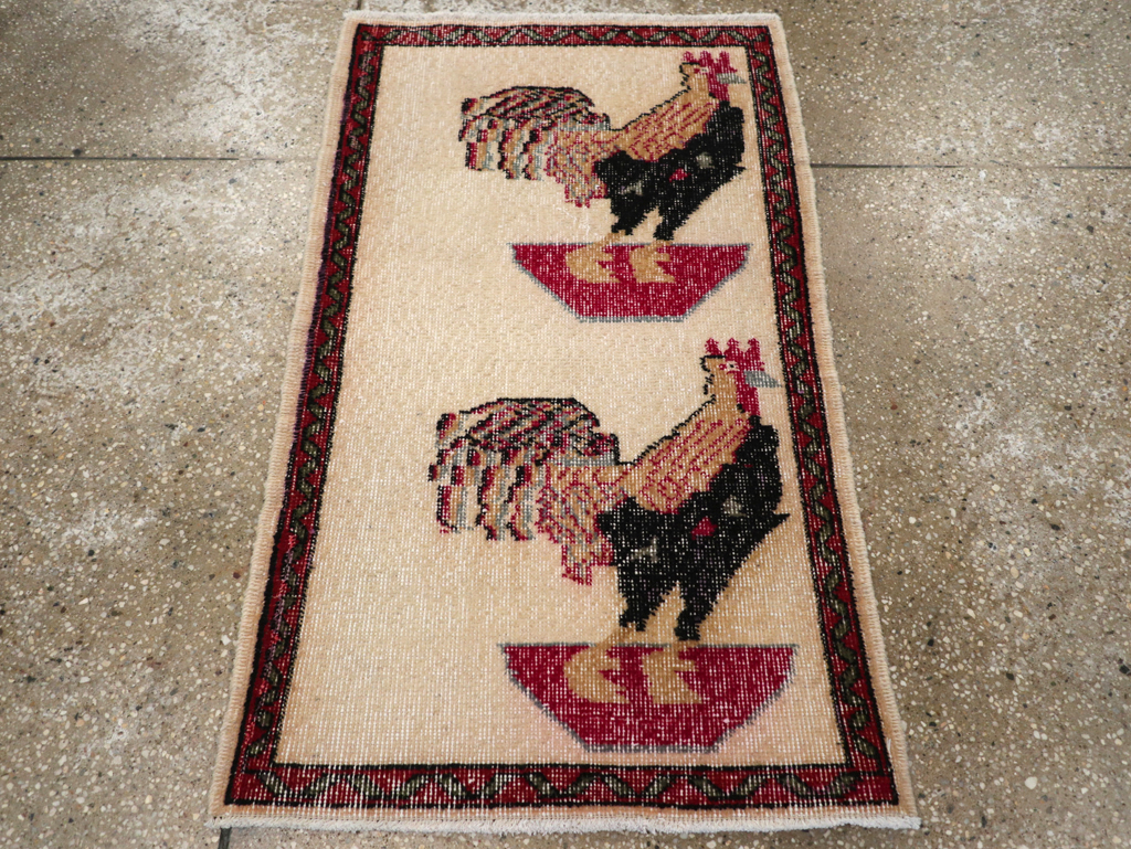 Vintage Pictorial Anatolian Rug, No.26489 - Gss