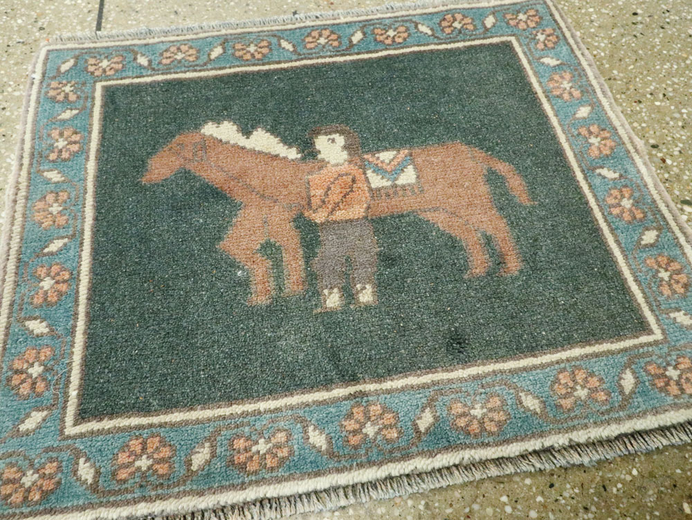 Vintage Turkish Anatolian Pictorial Rug, No.26497 - Gss