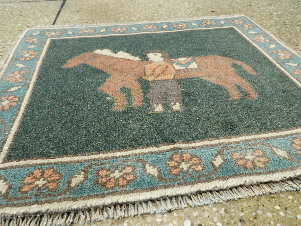 Vintage Turkish Anatolian Pictorial Rug, No.26497 - Gss