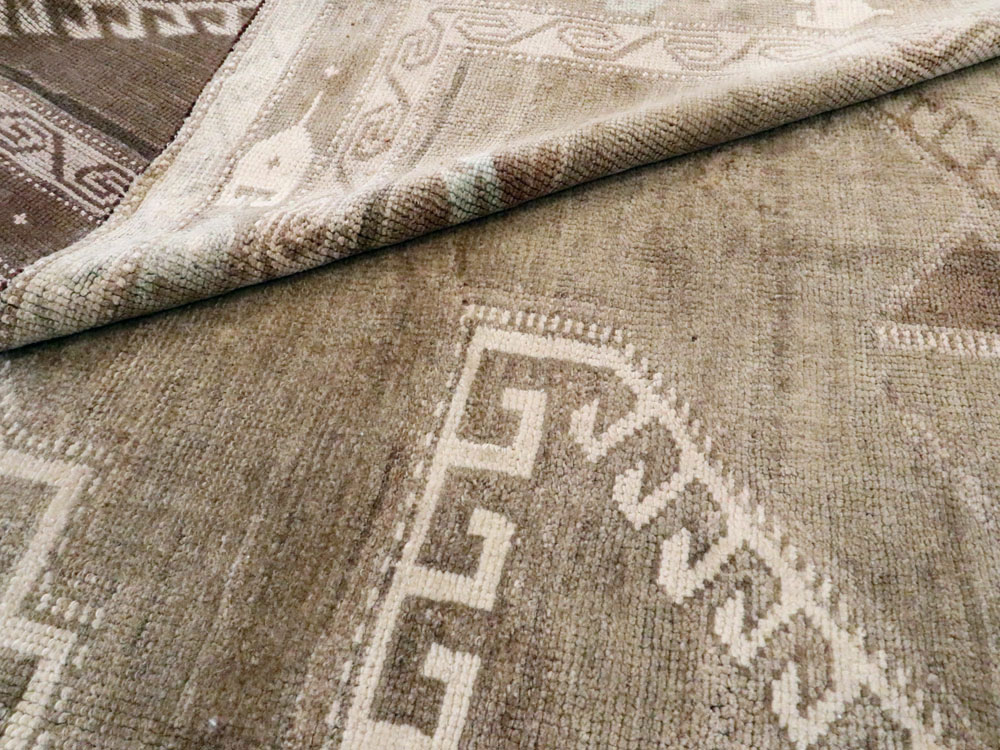 Vintage Turkish Anatolian Carpet, No.26501 - Gss