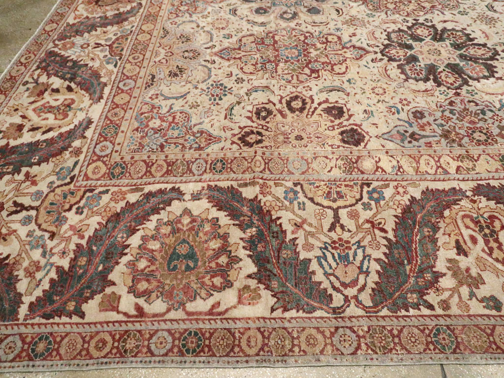 Antique Persian Sultanabad Carpet, No.26536 - Gss
