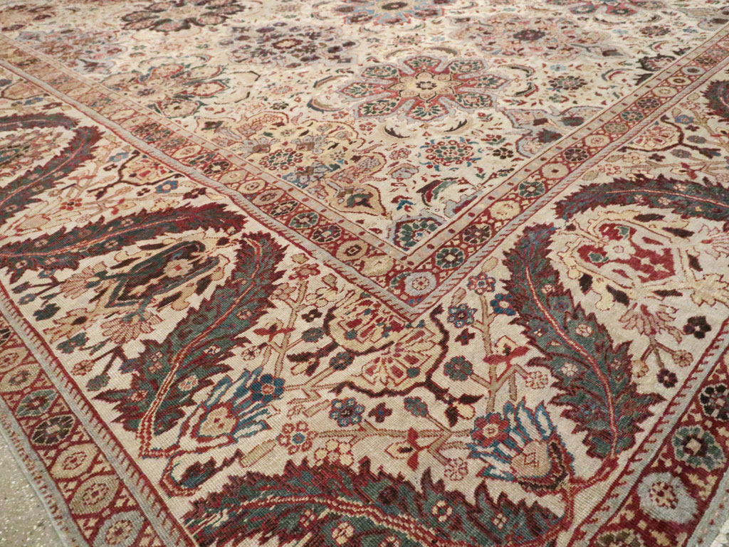 Antique Persian Sultanabad Carpet, No.26536 - Gss