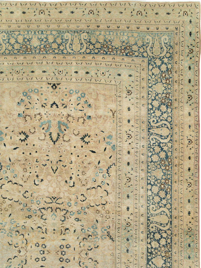 Antique Persian Mashad Carpet, No.26605 - Gss