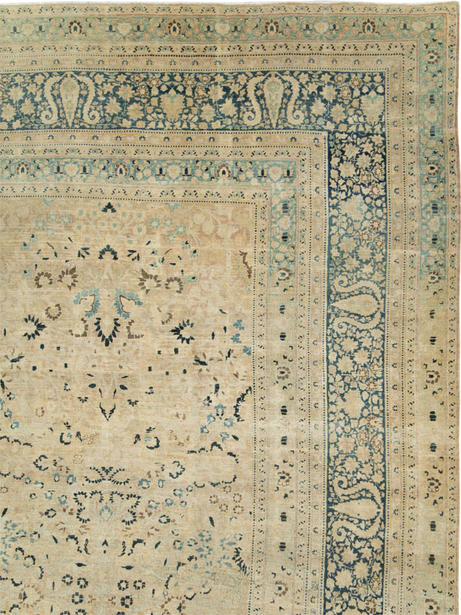 Antique Persian Mashad Carpet, No.26605 - Gss