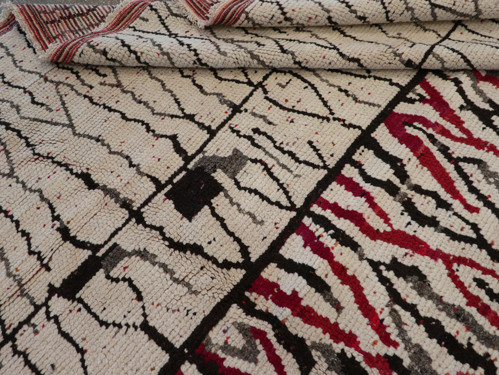 Modern Moroccan Carpet, No.26645 - Gss