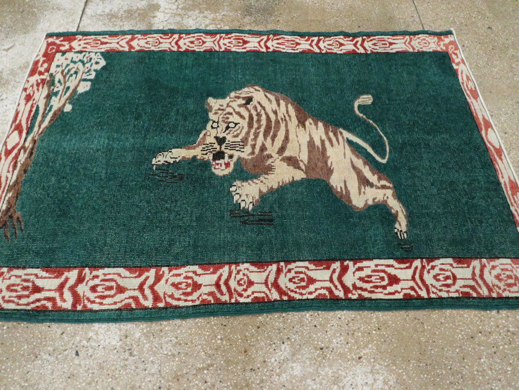 Vintage Pictorial Anatolian Rug, No.26669 - Gss