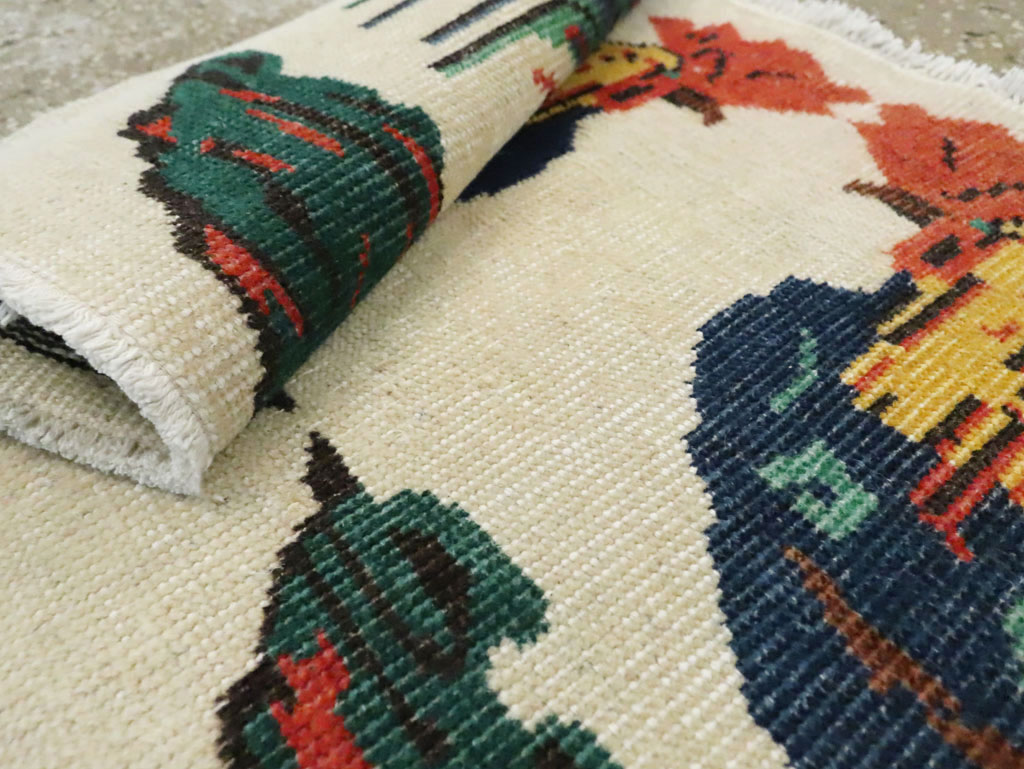 Vintage Turkish Anatolian Pictorial Throw Rug, No.26670 - Gss