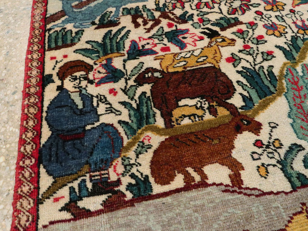 Vintage Persian Tabriz Pictorial Rug, No.26702 - Gss