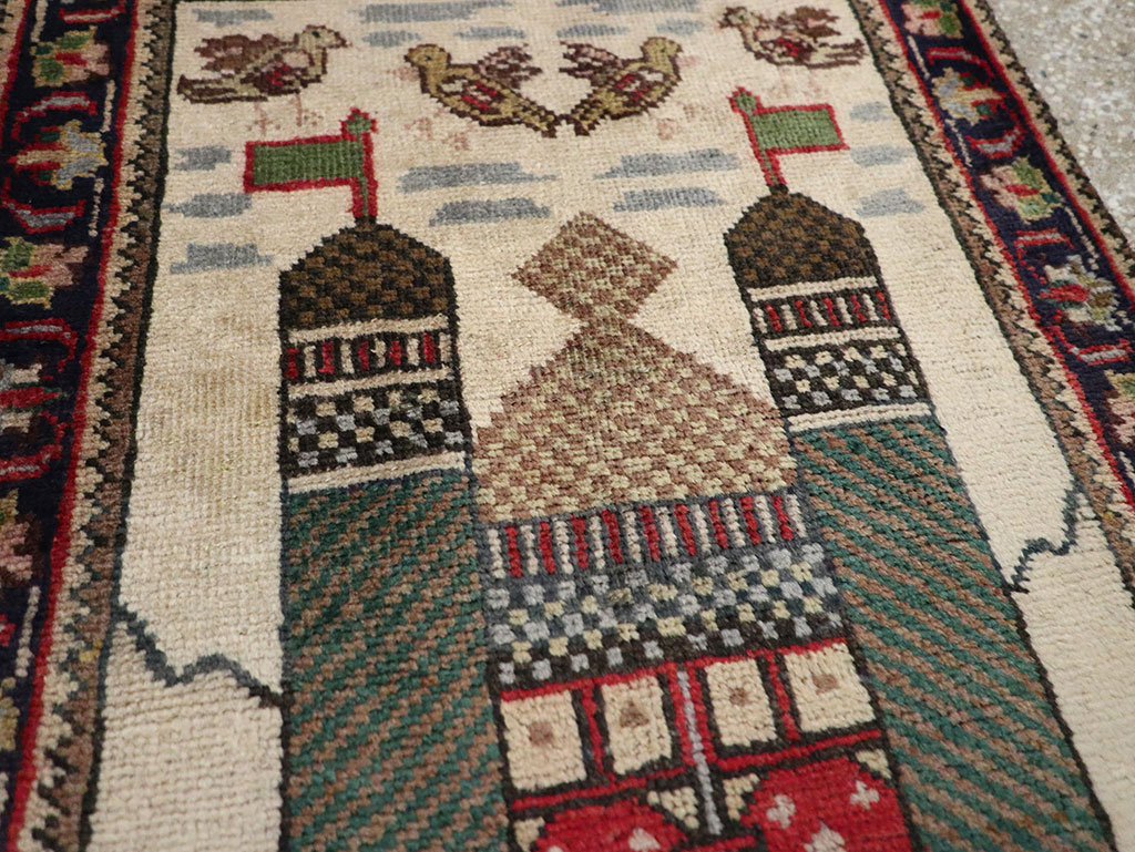 Vintage Persian Tabriz Pictorial Rug, No.26704 - Gss