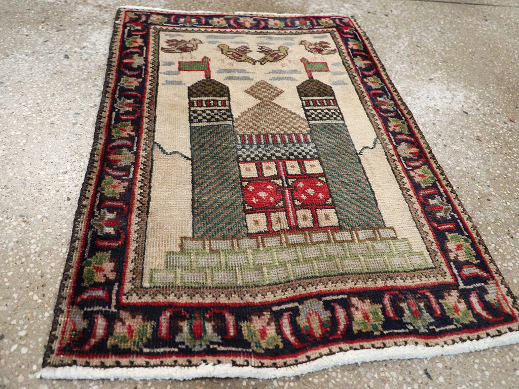 Vintage Persian Tabriz Pictorial Rug, No.26704 - Gss