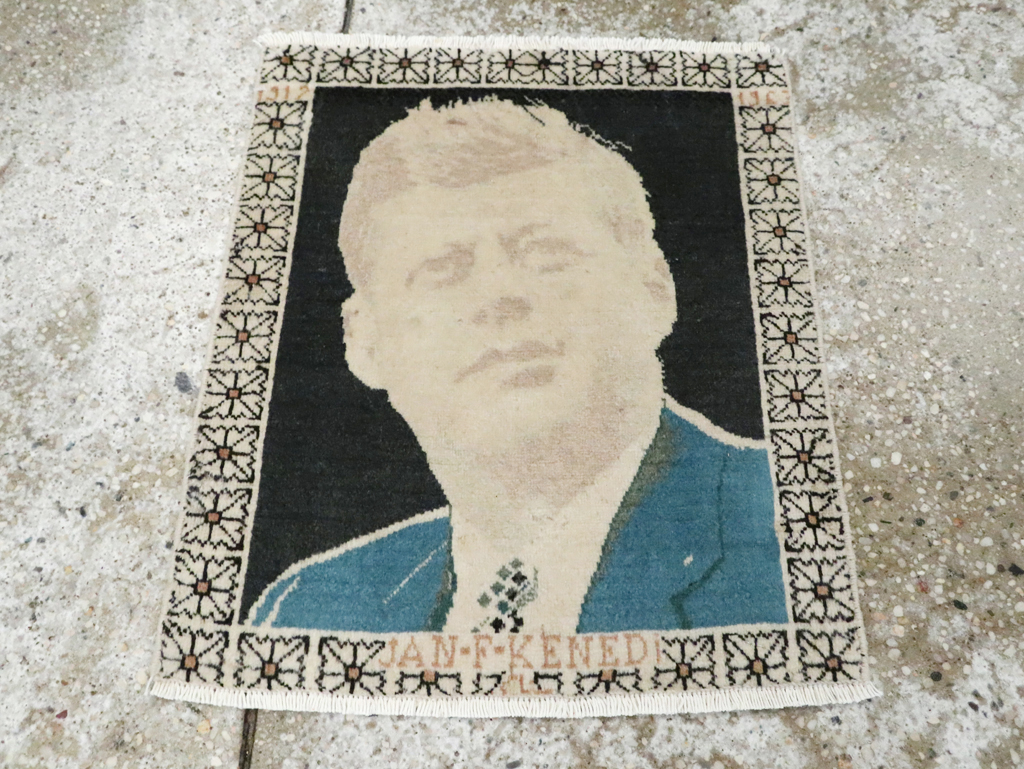 Vintage Persian Tabriz Pictorial Rug (Pair: 2 of 2), No.26710 - Gss