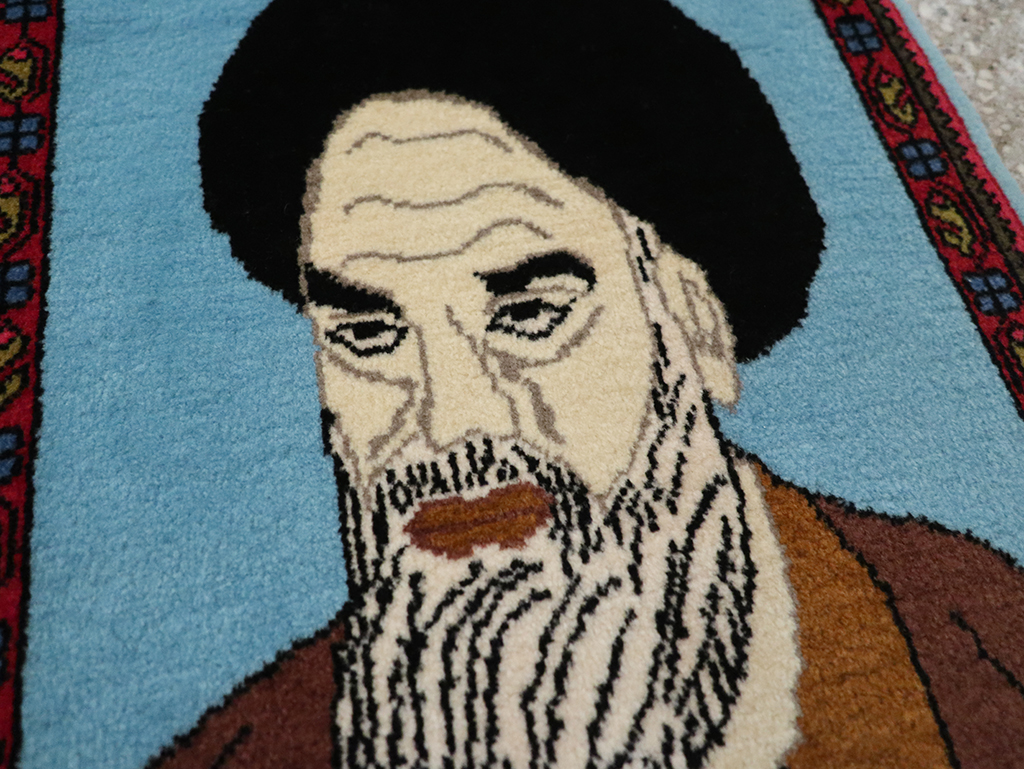 Vintage Persian Mahal Pictorial Rug, No.26744 - Gss