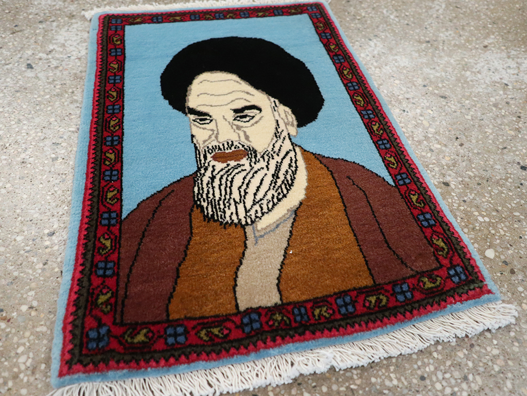 Vintage Persian Mahal Pictorial Rug, No.26744 - Gss