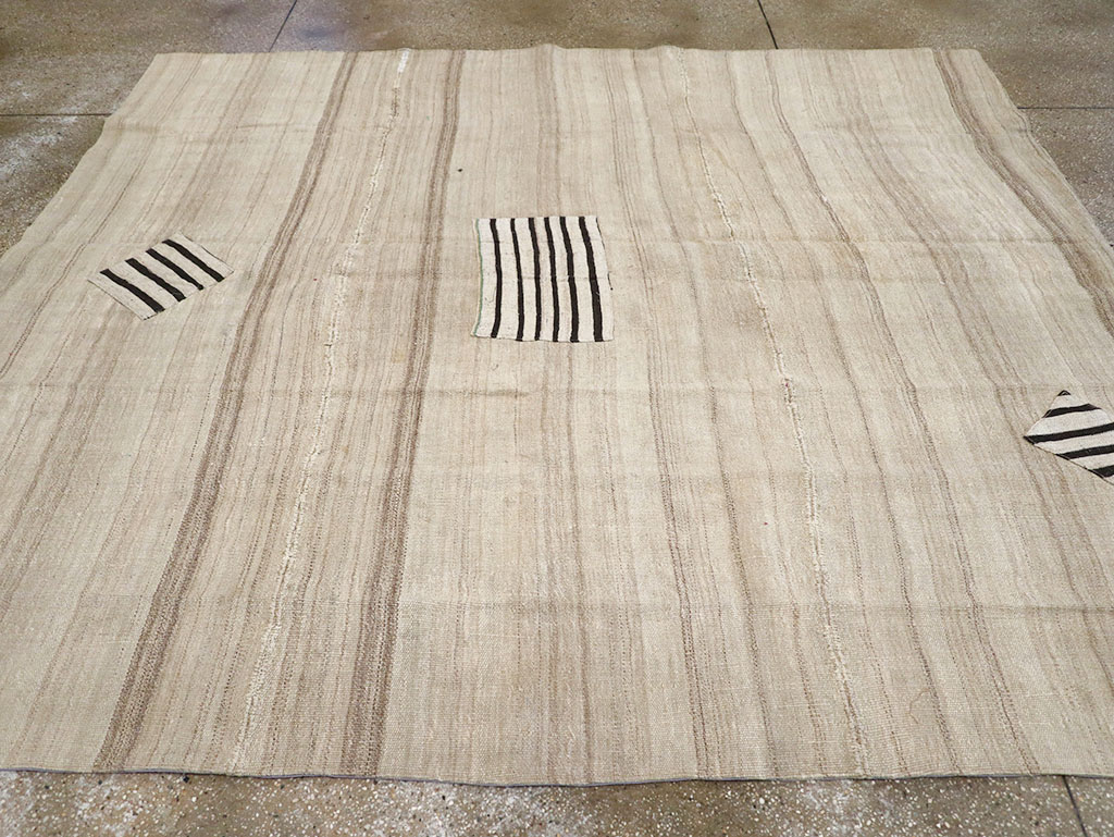 Vintage Persian Flatweave Kilim Accent Rug, No.26757 - Gss