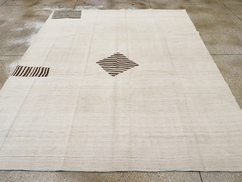 Vintage Persian Flatweave Kilim Accent Carpet, No.26758 - Gss