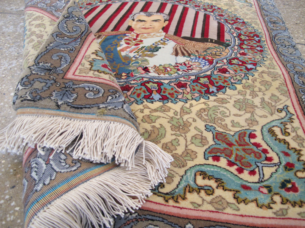 Vintage Persian Tabriz Pictorial Rug, No.26771 - Gss