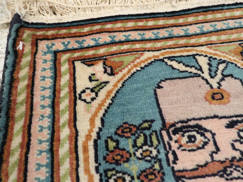 Vintage Persian Tabriz Pictorial Rug, No.26781 - Gss