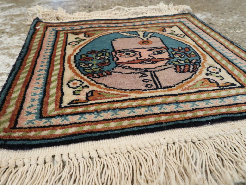 Vintage Persian Tabriz Pictorial Rug, No.26781 - Gss