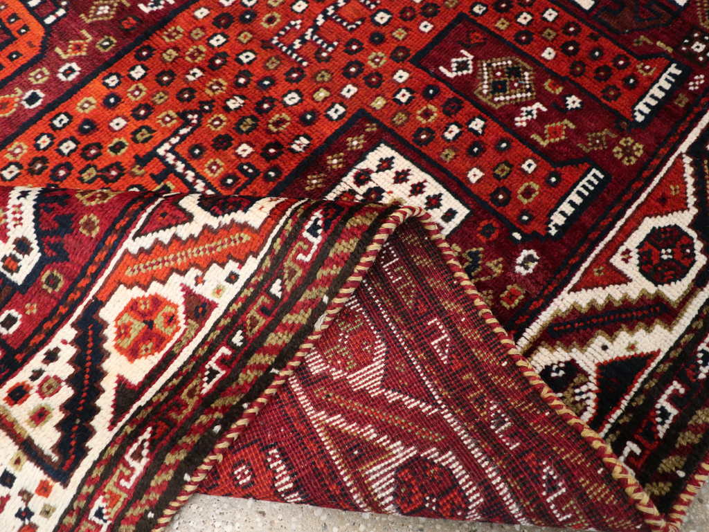 Vintage Pictorial Qashqai Rug, No.26794 - Gss