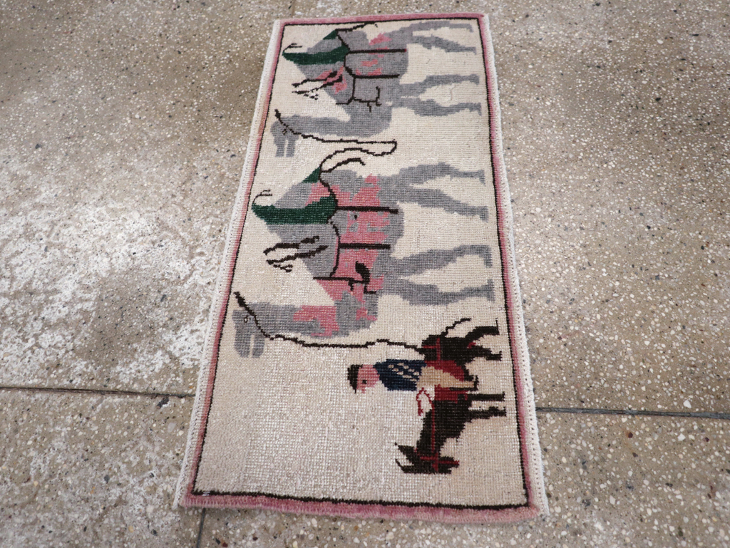 Vintage Turkish Pictorial Throw Rug, No.26817 - Gss