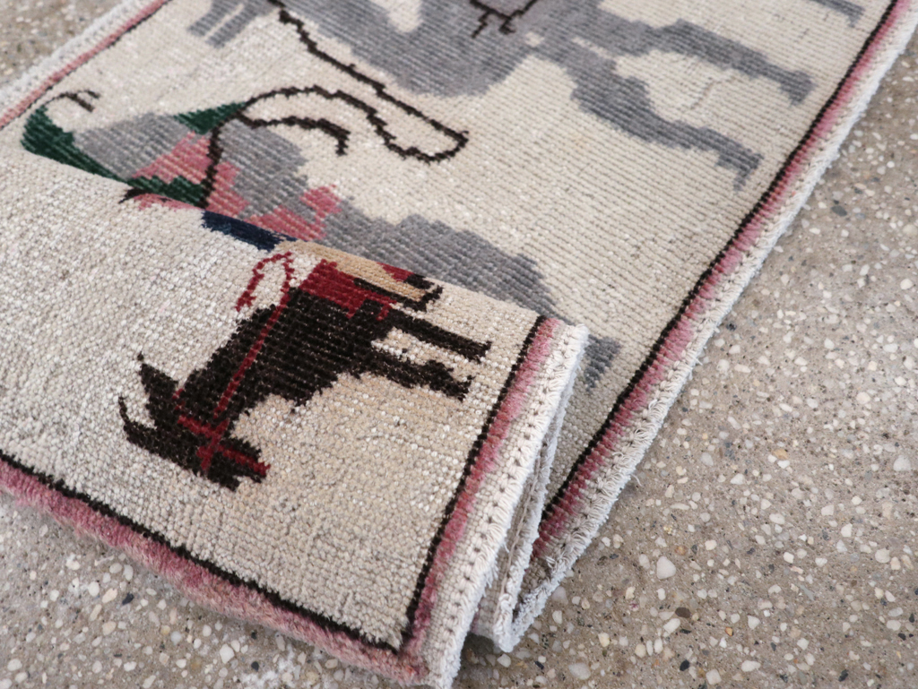 Vintage Turkish Pictorial Throw Rug, No.26817 - Gss