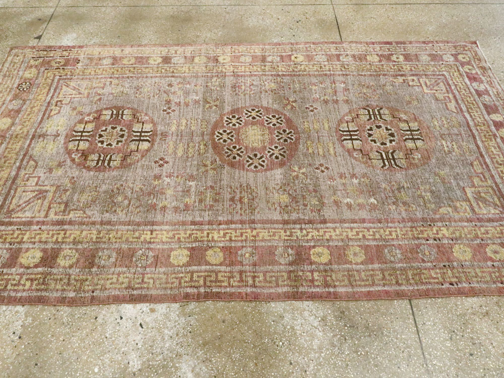 Antique East Turkestan Khotan Accent Rug, No.26818 - Gss