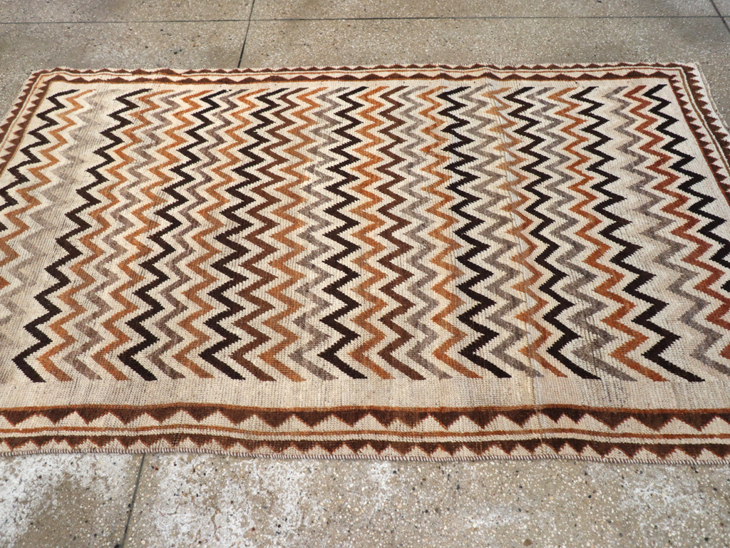Vintage Persian Gabbeh Rug, No.26926 - Gss