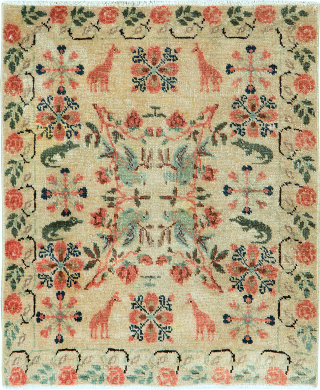 Vintage Persian Tabriz Pictorial Rug, No.26930 - Gss