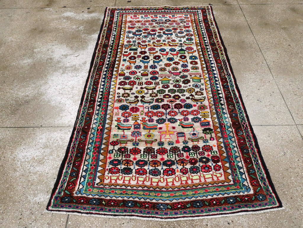 Vintage Persian Hamadan Rug, No.26935 - Gss