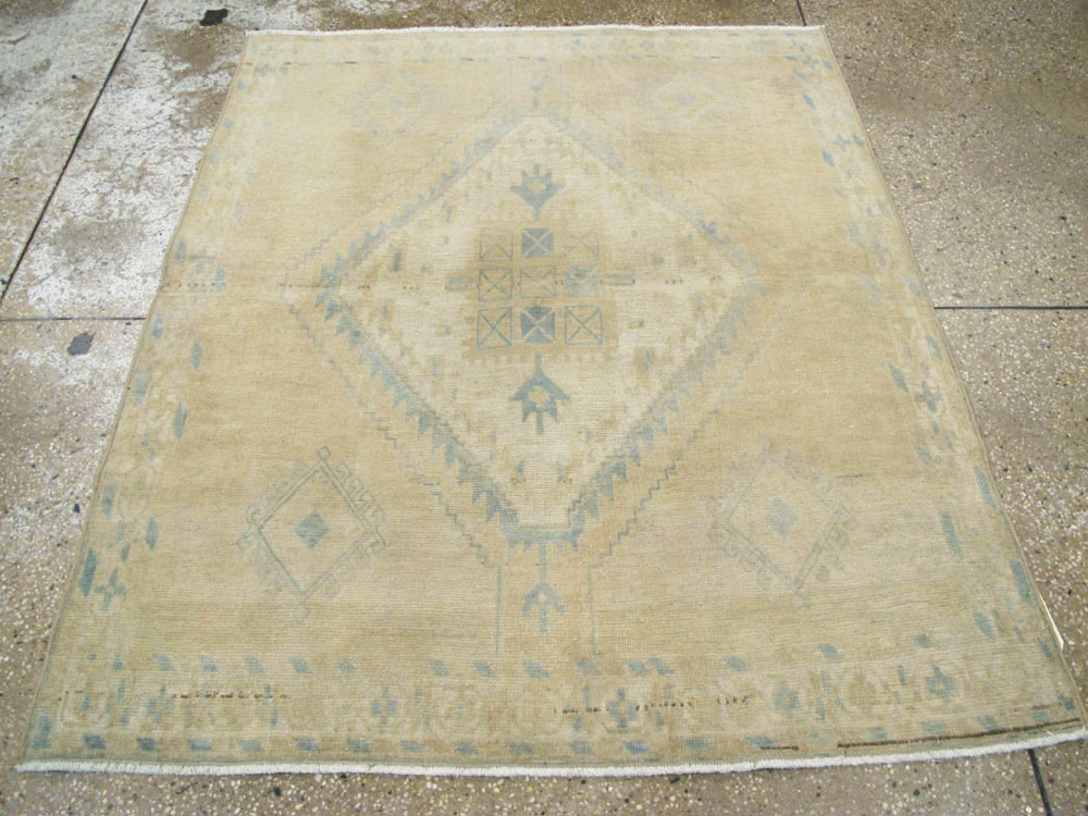Vintage Persian Afshar Rug, No.26966 - Gss