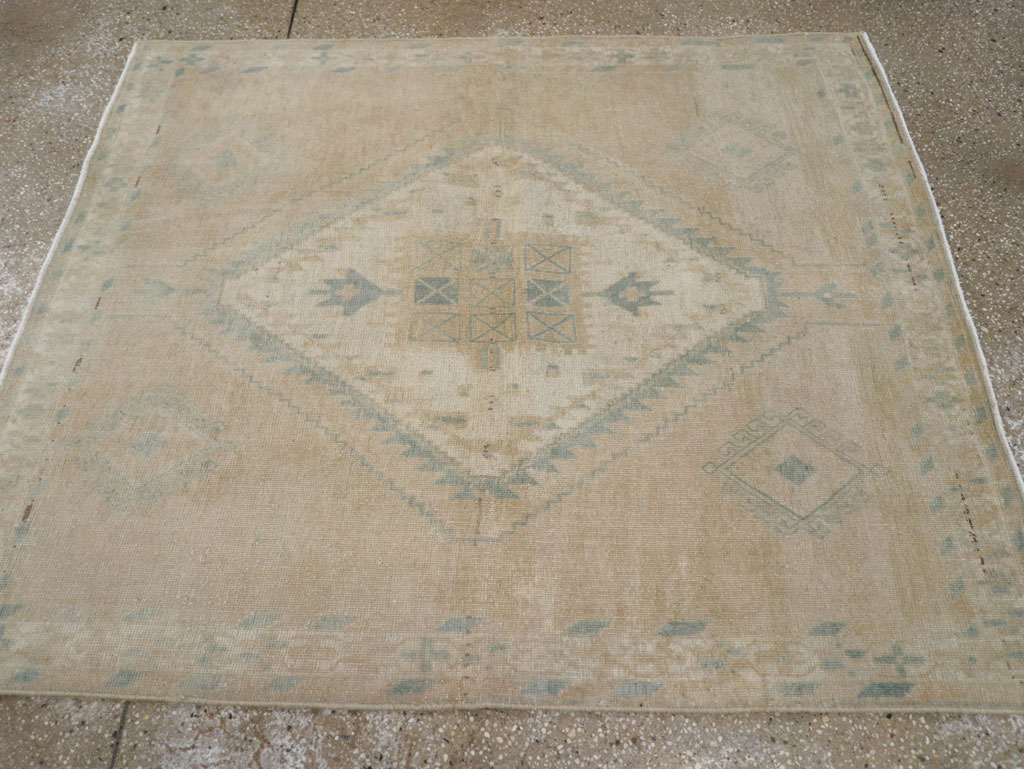 Vintage Persian Afshar Rug, No.26966 - Gss
