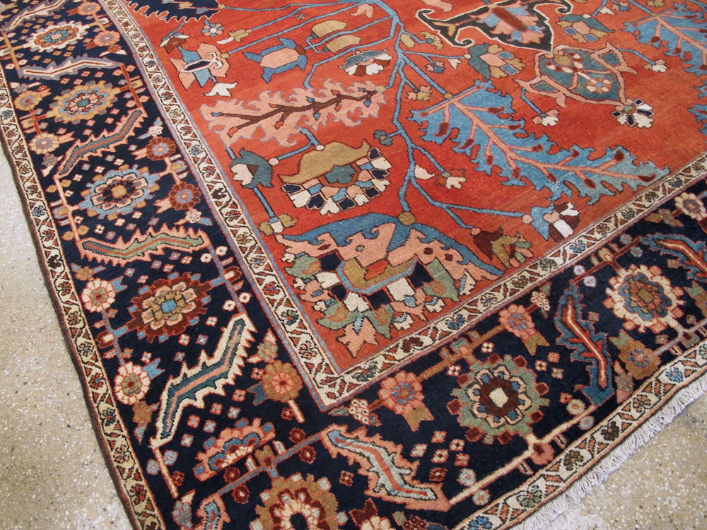 Antique Persian Serapi Rug, No.26975 - Gss