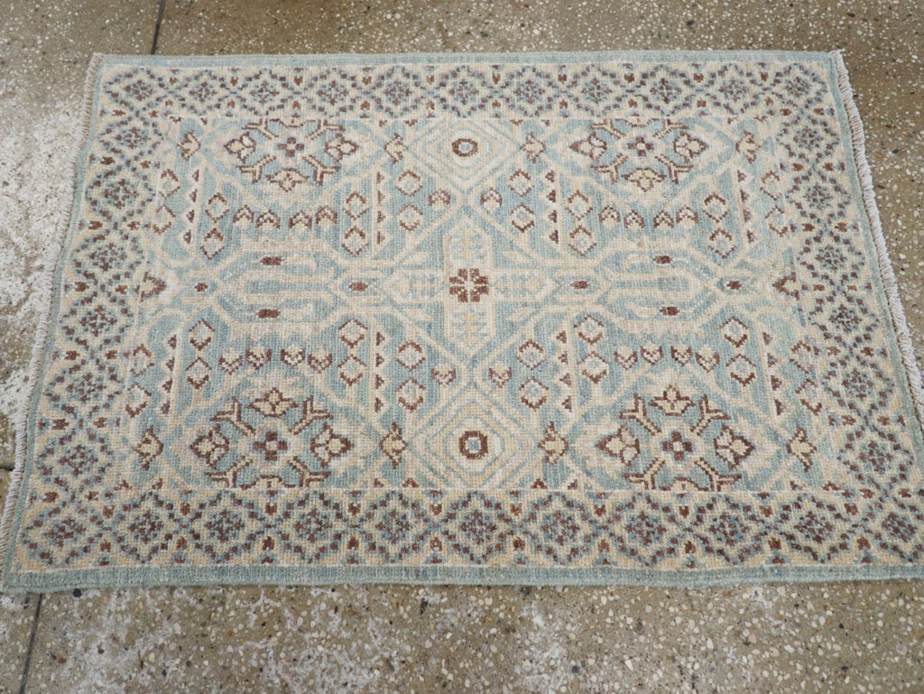 Contemporary Indian Agra Throw Rug, No.26995 - Gss