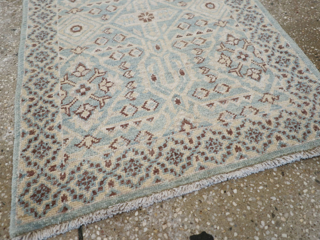 Contemporary Indian Agra Throw Rug, No.26995 - Gss