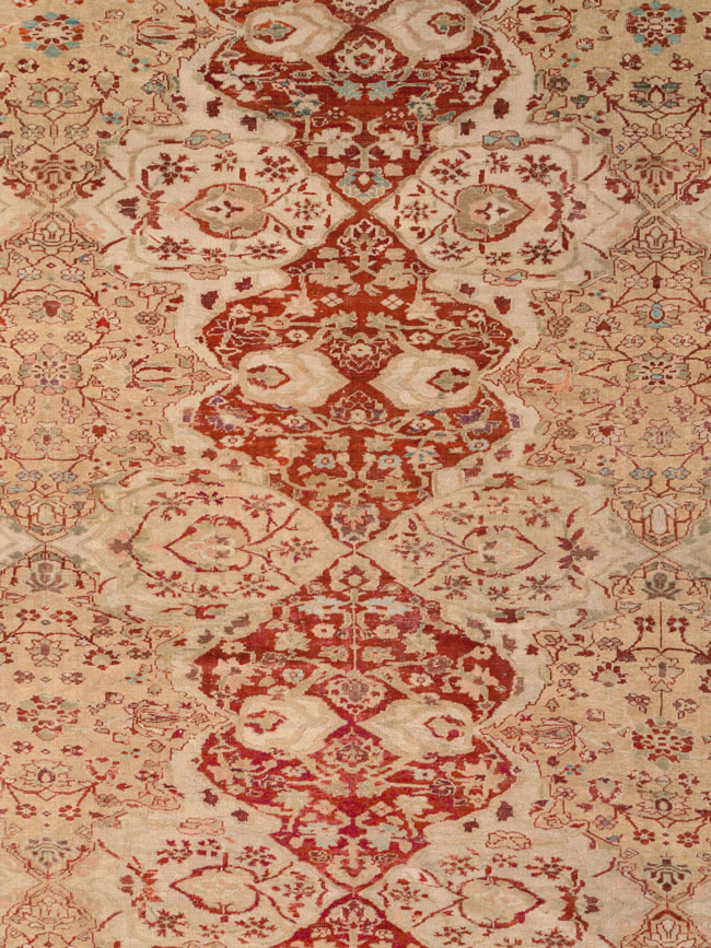 Antique Persian Sultanabad Carpet, No.26997 - Gss
