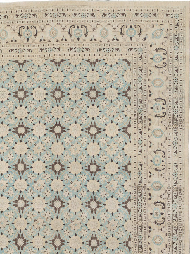 Vintage Persian Mashad Square Carpet, No.27004 - Gss
