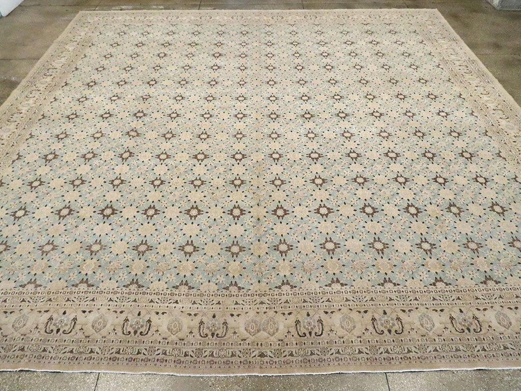Vintage Persian Mashad Square Carpet, No.27004 - Gss