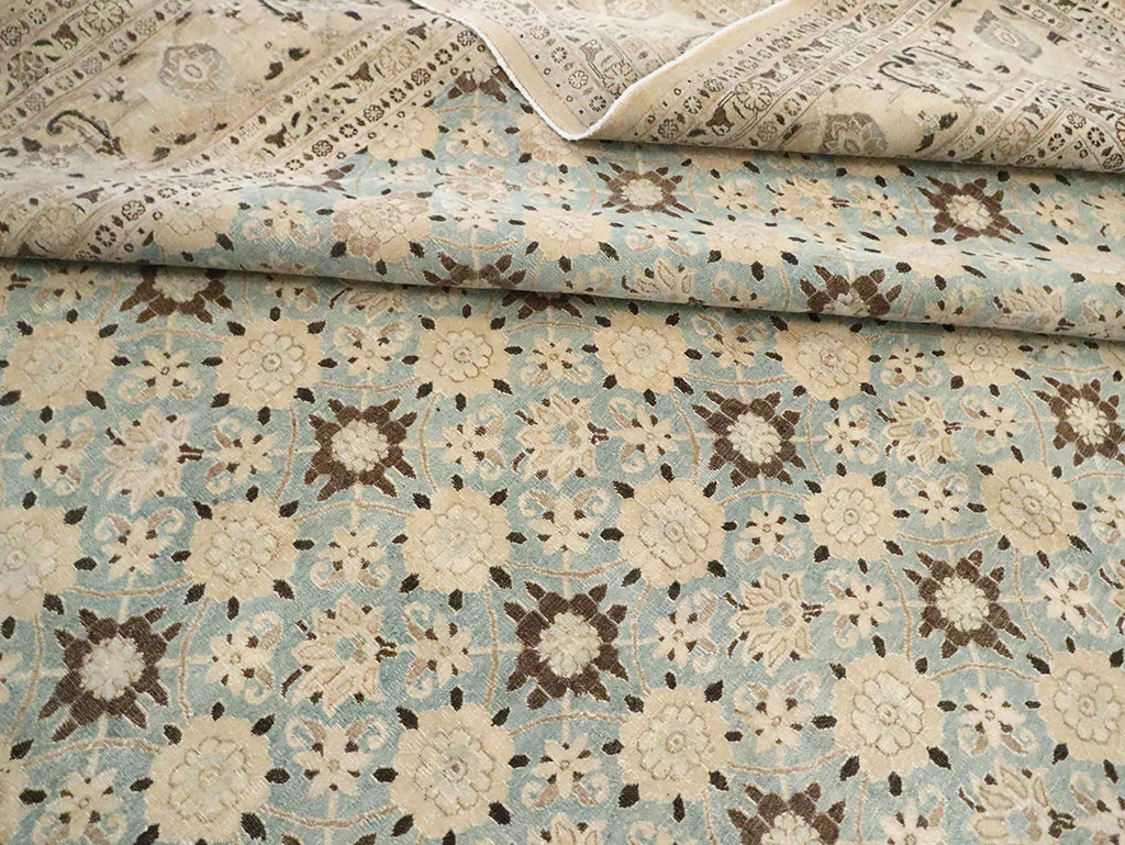 Vintage Persian Mashad Square Carpet, No.27004 - Gss