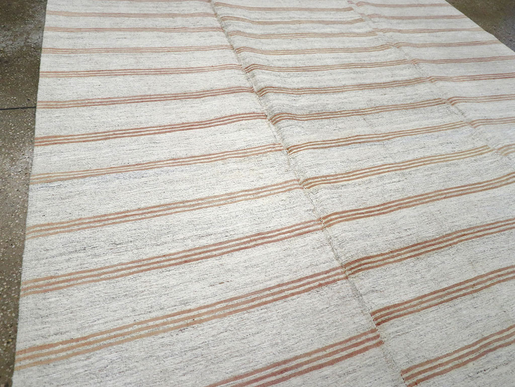 Vintage Turkish Flatweave Kilim Accent Rug, No.27007 - Gss