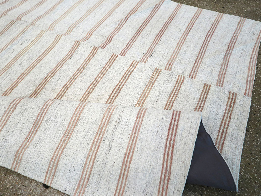 Vintage Turkish Flatweave Kilim Accent Rug, No.27007 - Gss