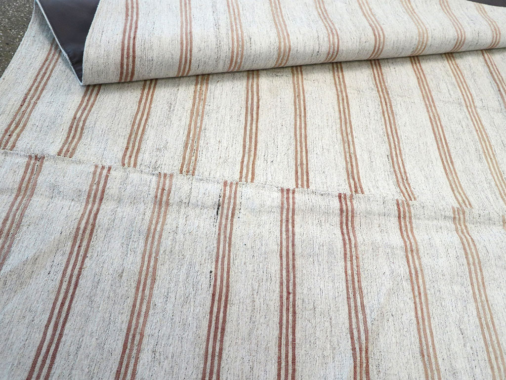 Vintage Turkish Flatweave Kilim Accent Rug, No.27007 - Gss